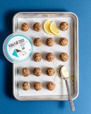 Whole30 Lemon Cheesecake Energy Bites